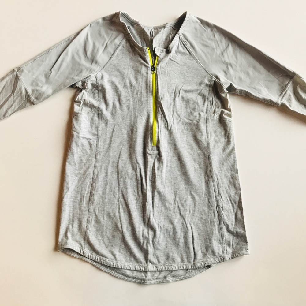 Lululemon Workout Top, light grey, size 2